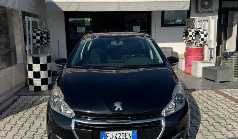 PEUGEOT 208 1200 CC GPL full