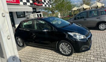 PEUGEOT 208 1200 CC GPL full