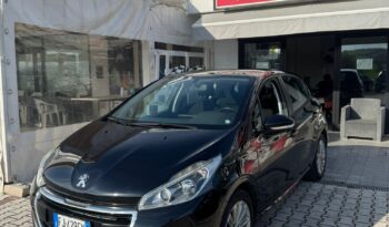 PEUGEOT 208 1200 CC GPL full