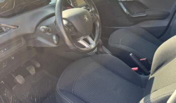 PEUGEOT 208 1200 CC GPL full