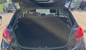 PEUGEOT 208 1200 CC GPL full
