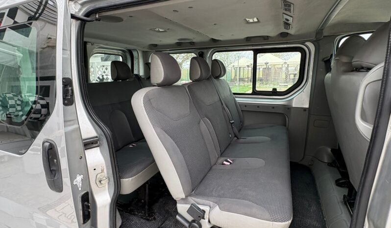 OPEL VIVARO 9 posti cdi full