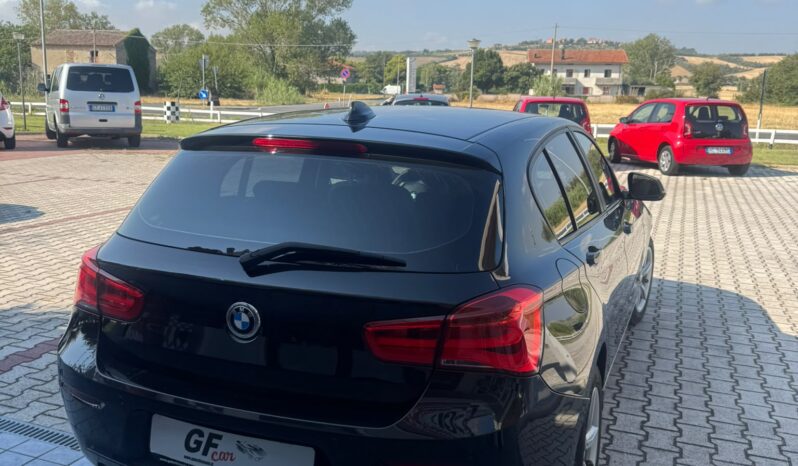 BMW 118 D 2018 full