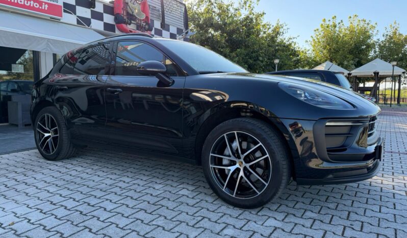 PORSCHE MACAN FULL 2022 full