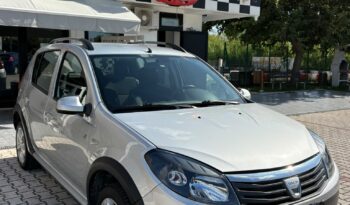 DACIA SANDERO HDI 1500 CC full